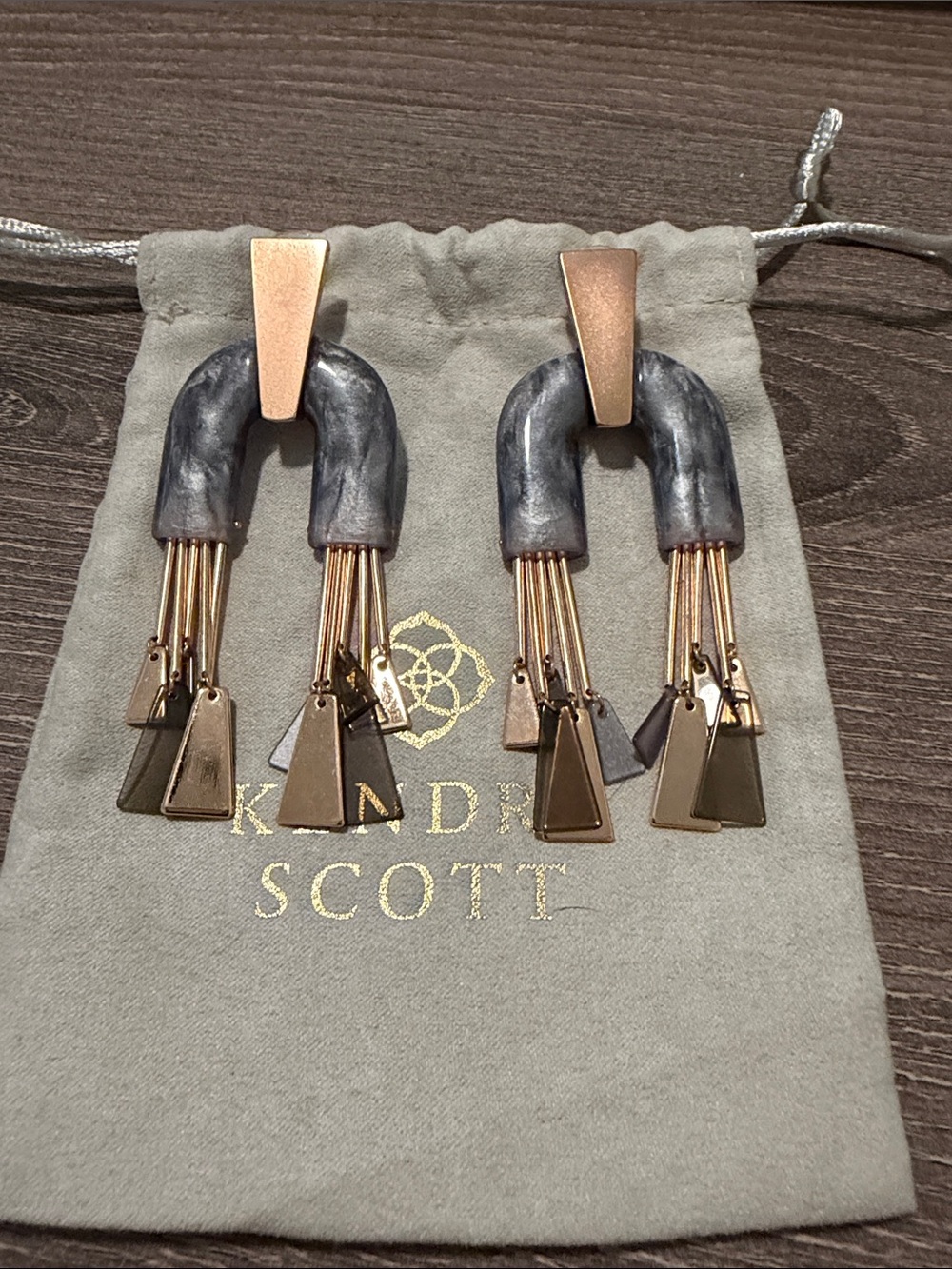Kendra Scott Gray and Rose Gold Two-Tone Dangle Earrings
